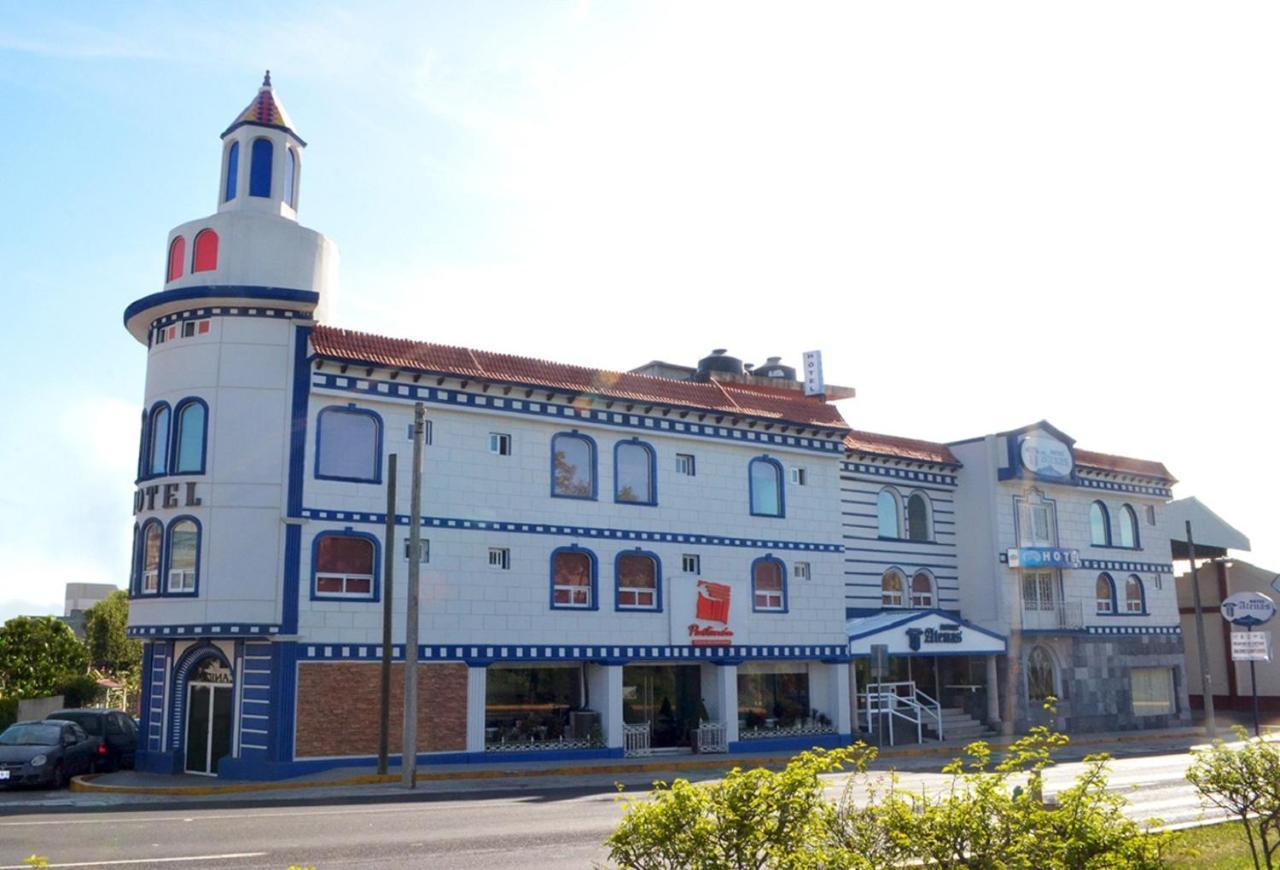 阿特纳斯酒店 贾拉普 外观 照片
